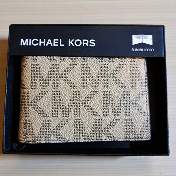 Michael Kors MK Beige/Brown Men's Slim Billfold Wallet NWT - Picture 1 of 7